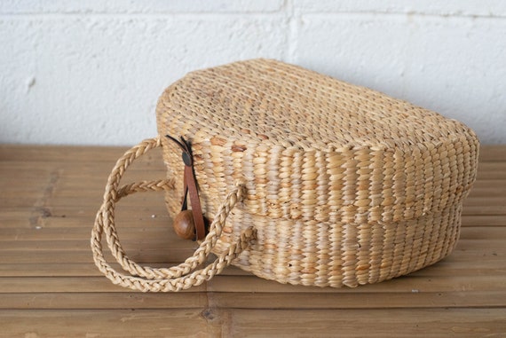 Wicker case for outdoors teaware picnic