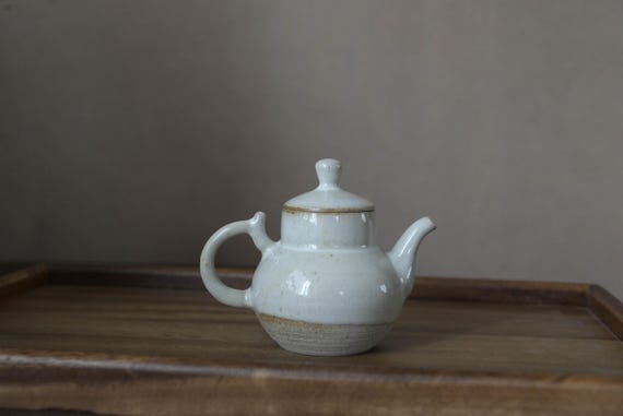 Gong Fu Ceramic Teapot — photo 4 of 12