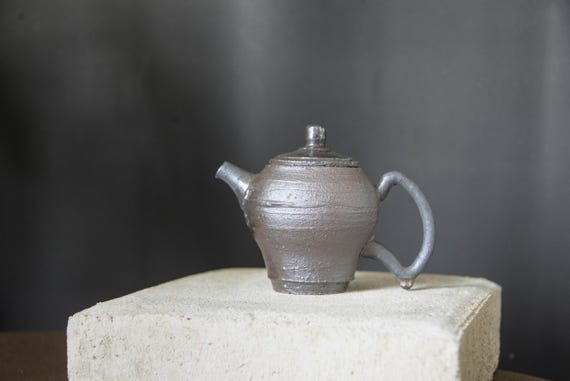 Handmade Ceramic Teapot — photo 11 of 12