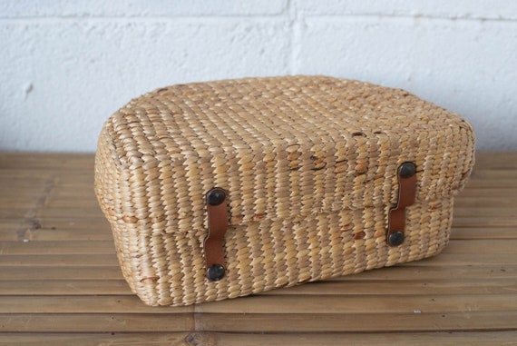 Wicker case for outdoors teaware picnic — photo 4 of 10
