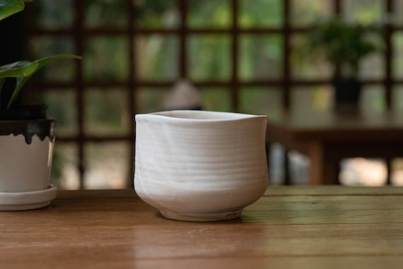 Chawan in matt white glaze