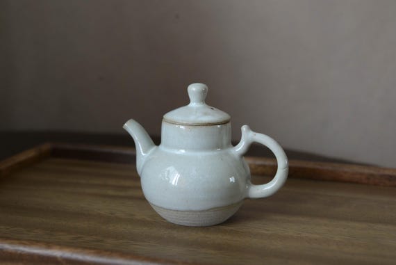 Gong Fu Ceramic Teapot — photo 2 of 12