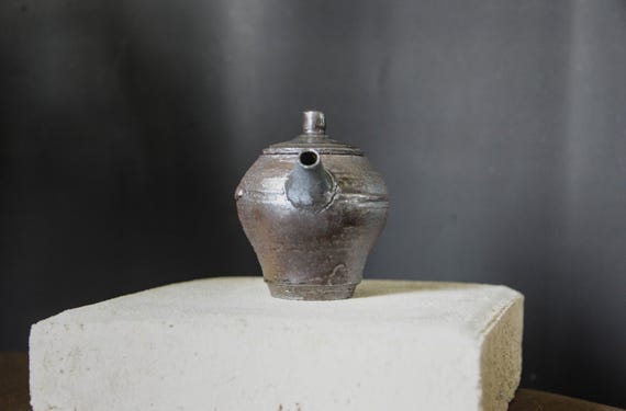 Handmade Ceramic Teapot — photo 2 of 12