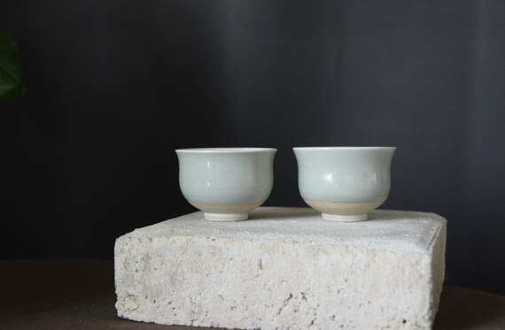 Small Ceramic Tea Cups — photo 7 of 8