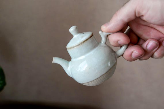 Gong Fu Ceramic Teapot — photo 10 of 12